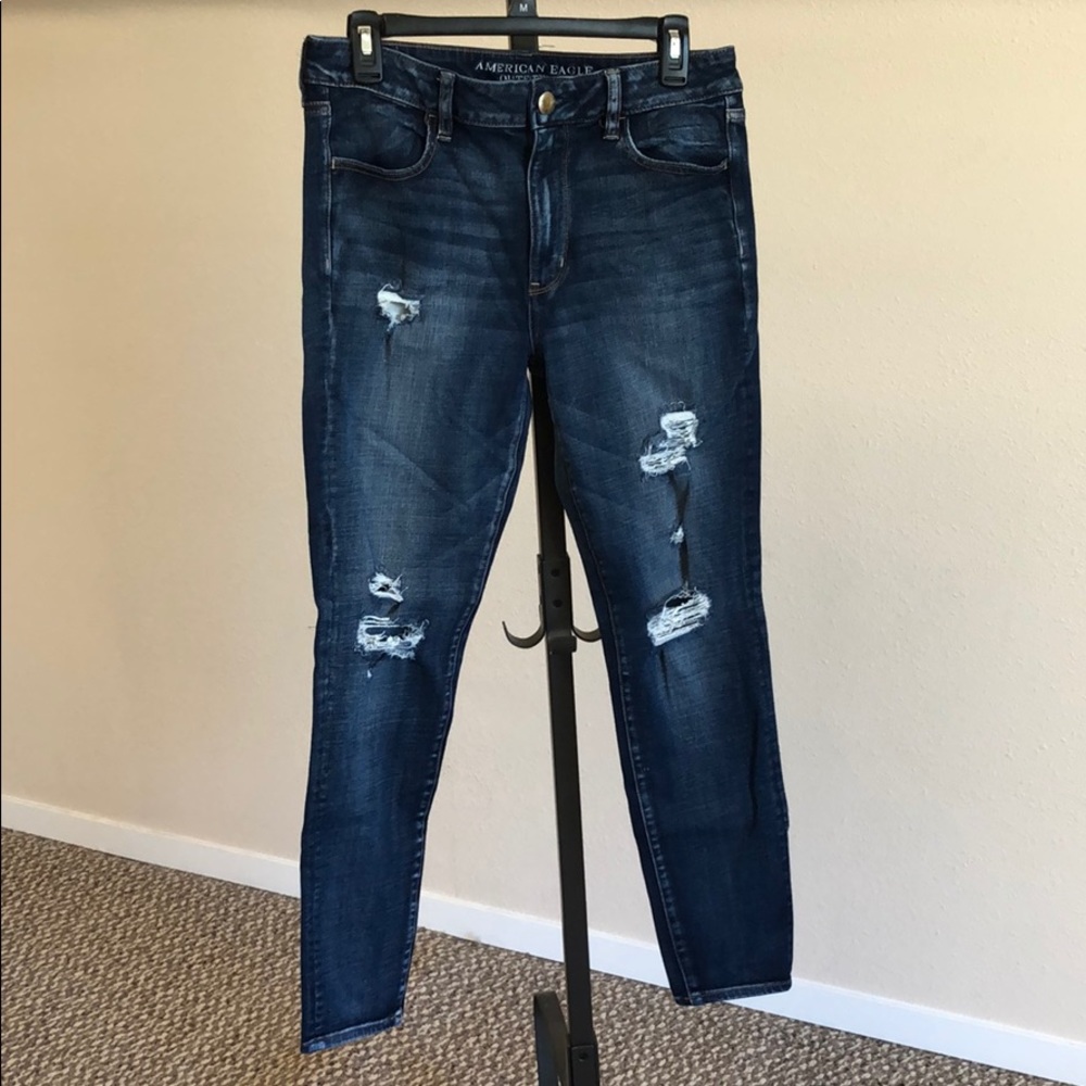 Distressed Skinny Jeans